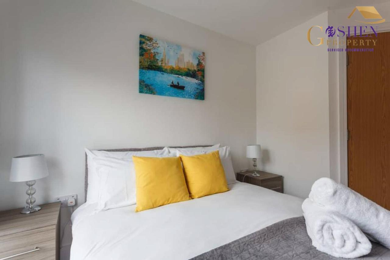 2 Bedroom Apartment Chapel Riverside At Goshen Property Serviced Accommodation Southampton, Free Wifi & Parking المظهر الخارجي الصورة