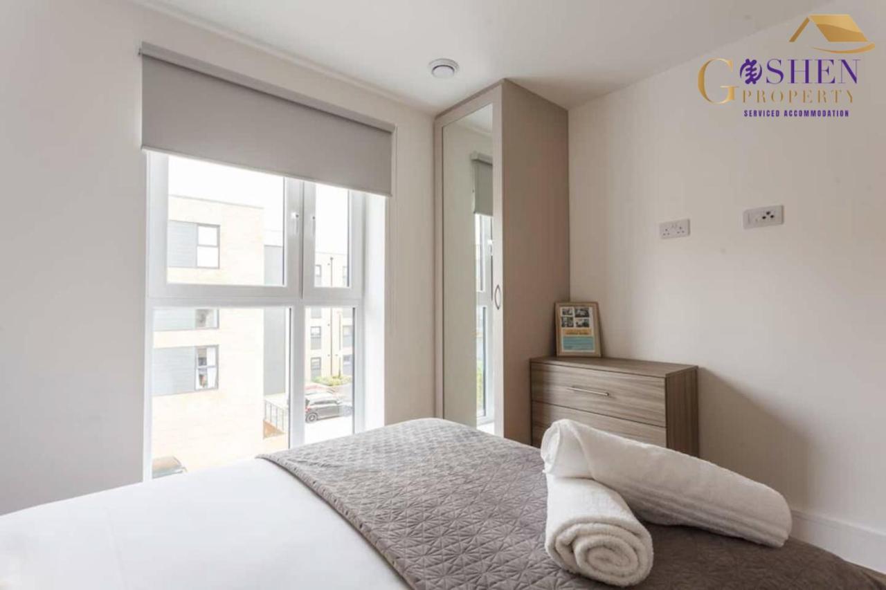2 Bedroom Apartment Chapel Riverside At Goshen Property Serviced Accommodation Southampton, Free Wifi & Parking المظهر الخارجي الصورة